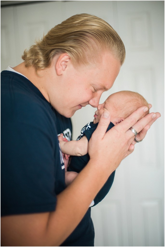 Glen Burnie At Home Lifestyle Newborn Photos_0177