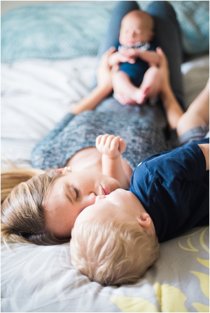 Glen Burnie At Home Lifestyle Newborn Photos_0183