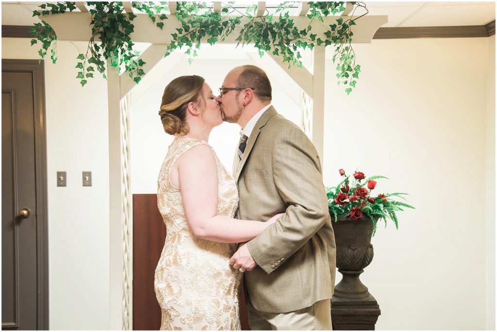 Howard County Courthouse Wedding Photos_1412