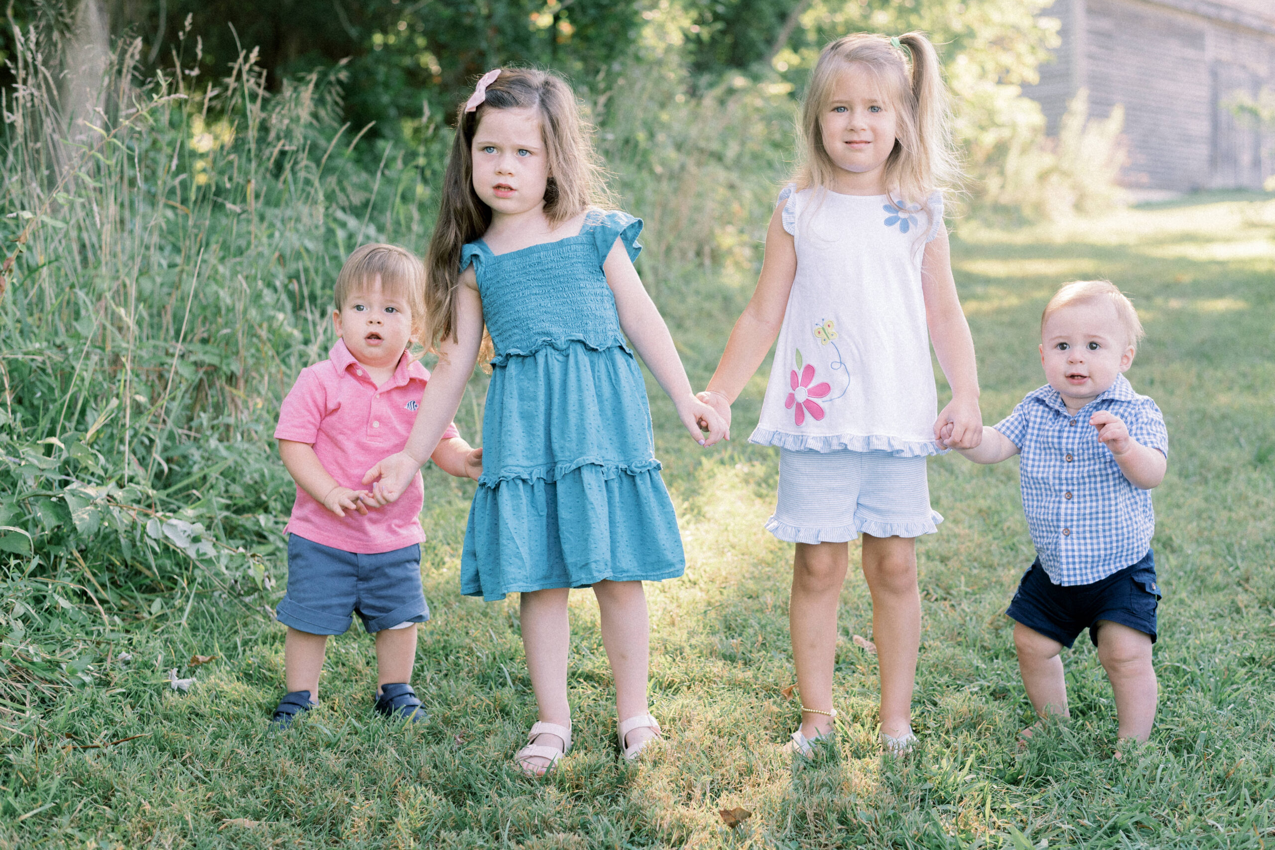 Maryland photographer captures children walking and holding hands