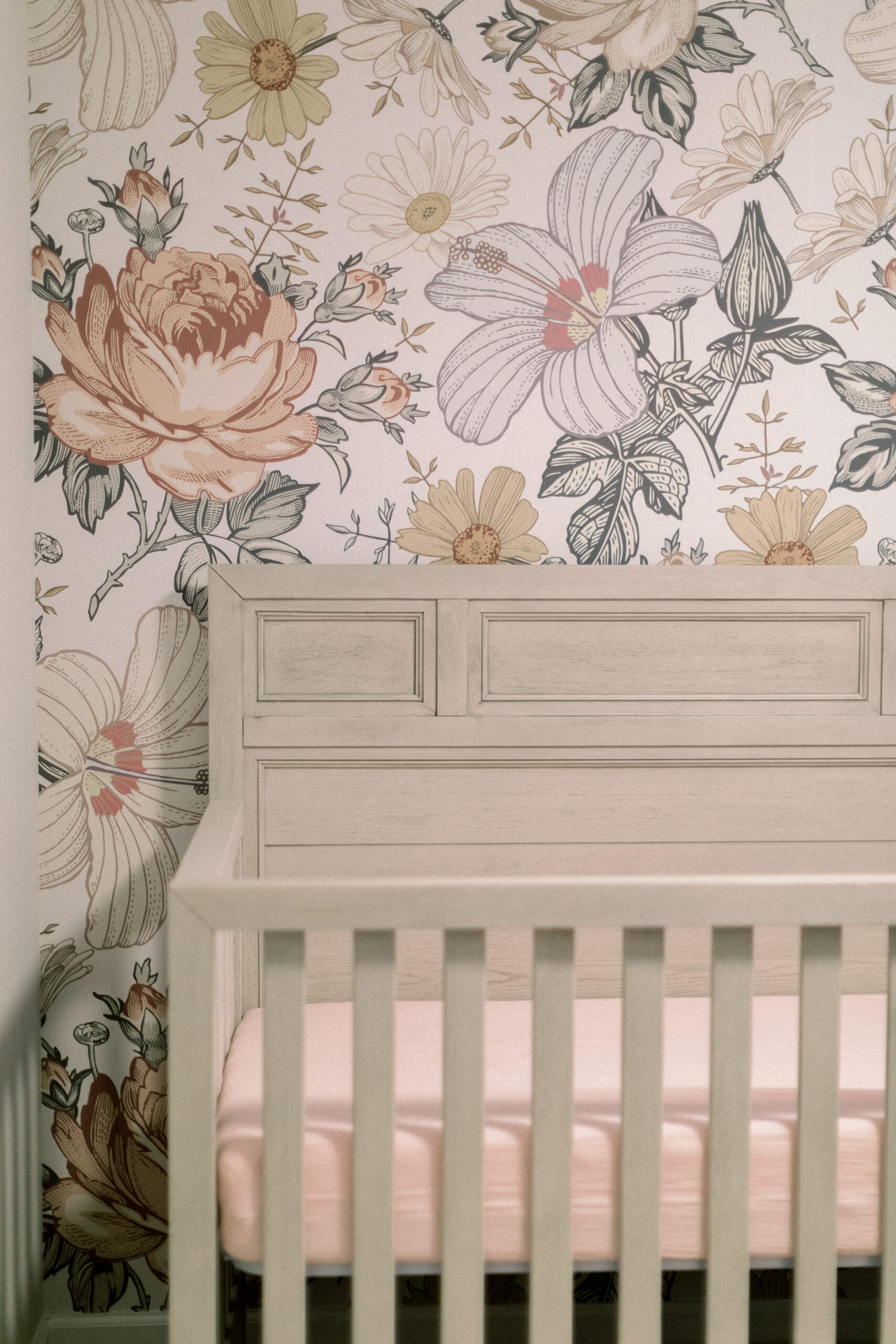 Maryland photographer captures columbia at home newborn portraits of nursery