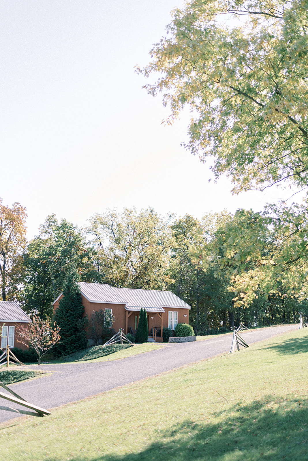 Pennsylvania wedding photographer captures Lodges at Gettysburg venue
