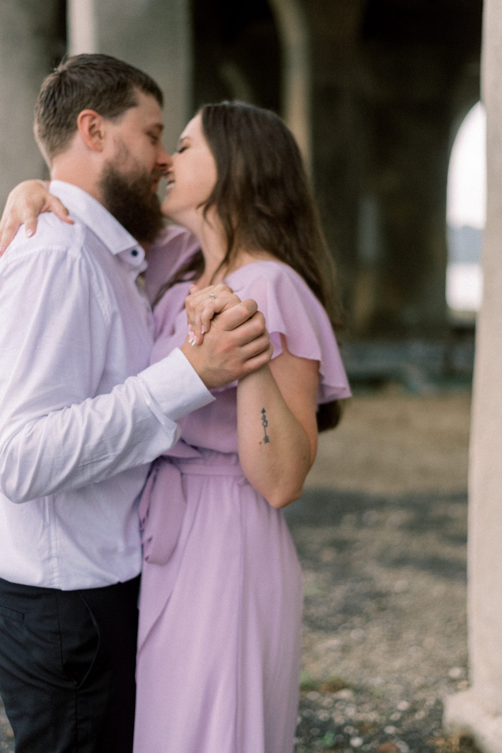 Pennsylvania wedding photographer captures couple embracing and dancing