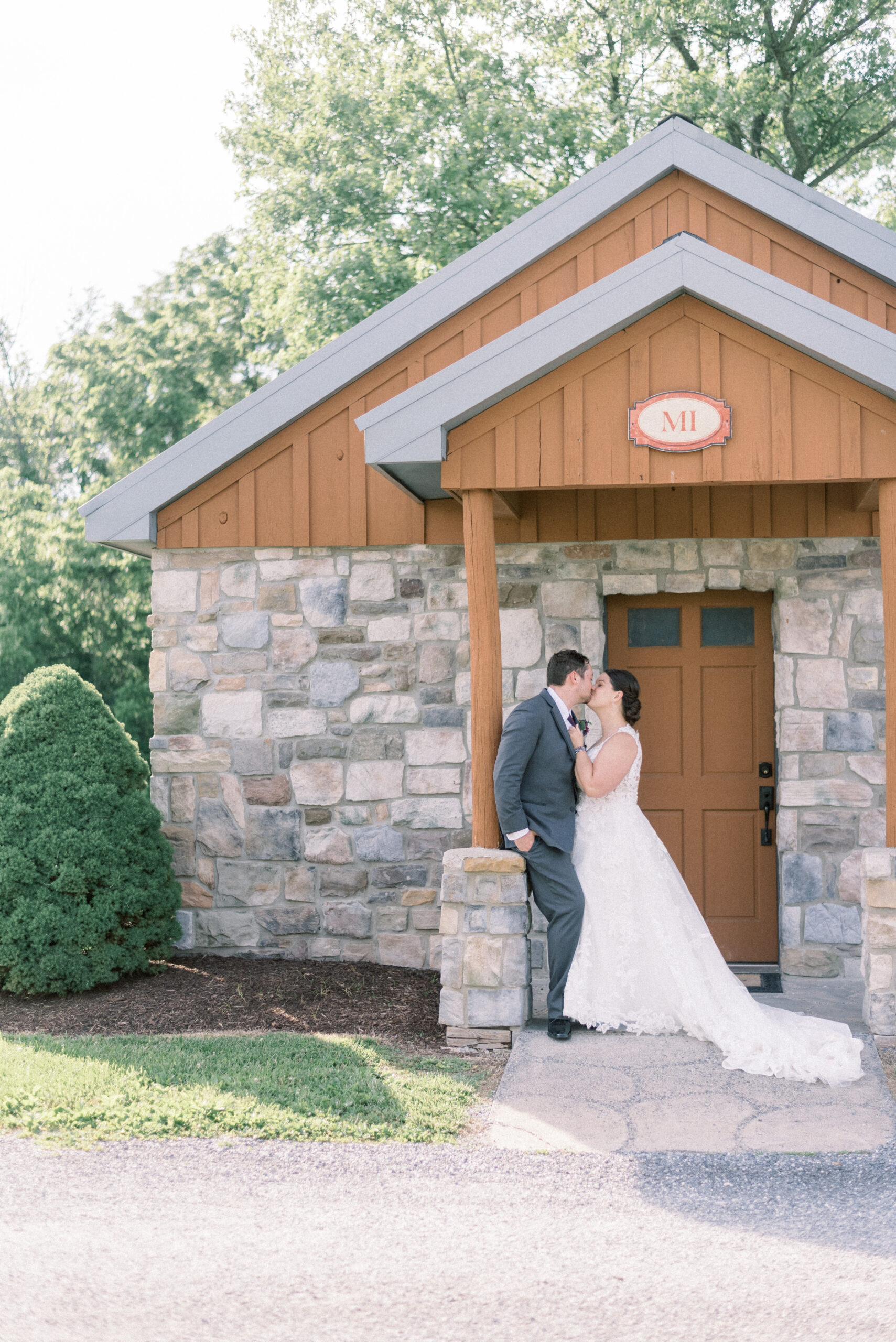 Spring Wedding at the Lodges at Gettysburg